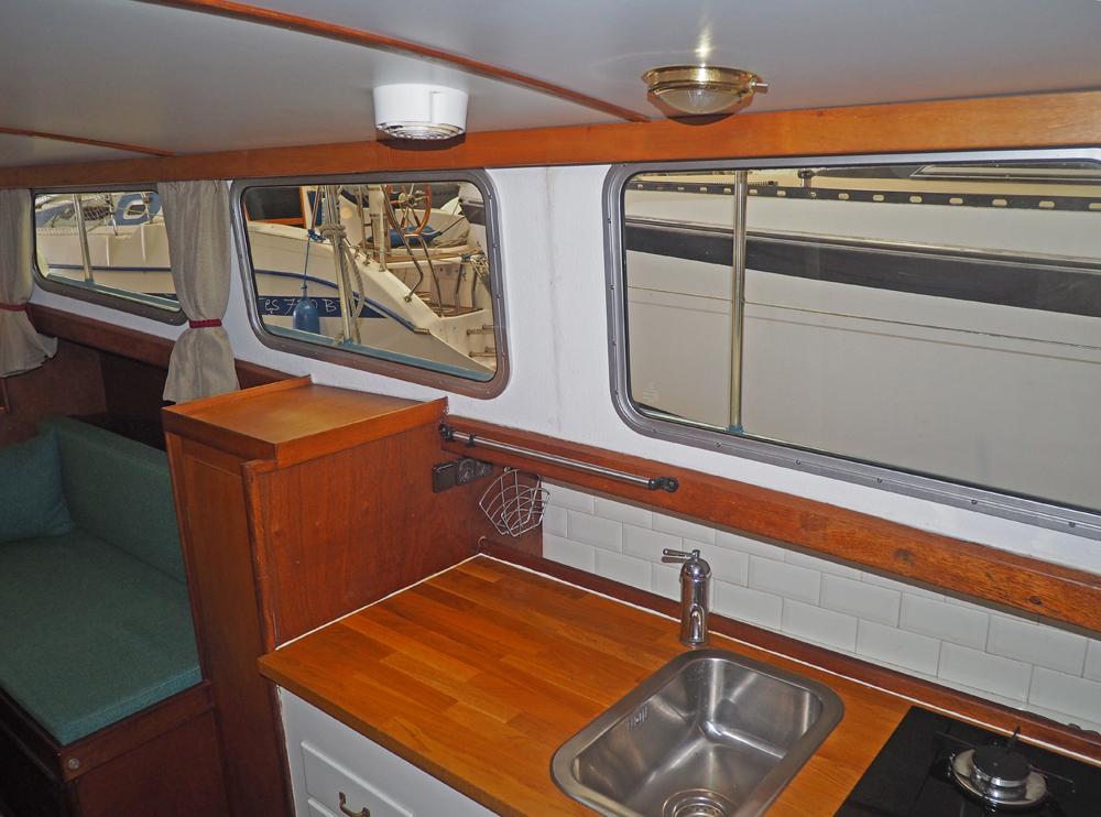 Cabin en avant, Hébergements